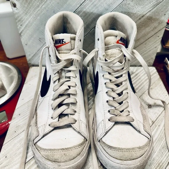Nike Blazer Mid Youth Kids White Black Blue High Top Sneakers DA4086 108 Size 5Y - Picture 2 of 6